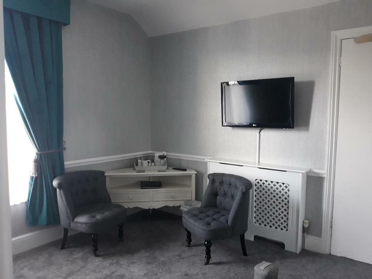 Гостевой дом New Hall Bank 4*